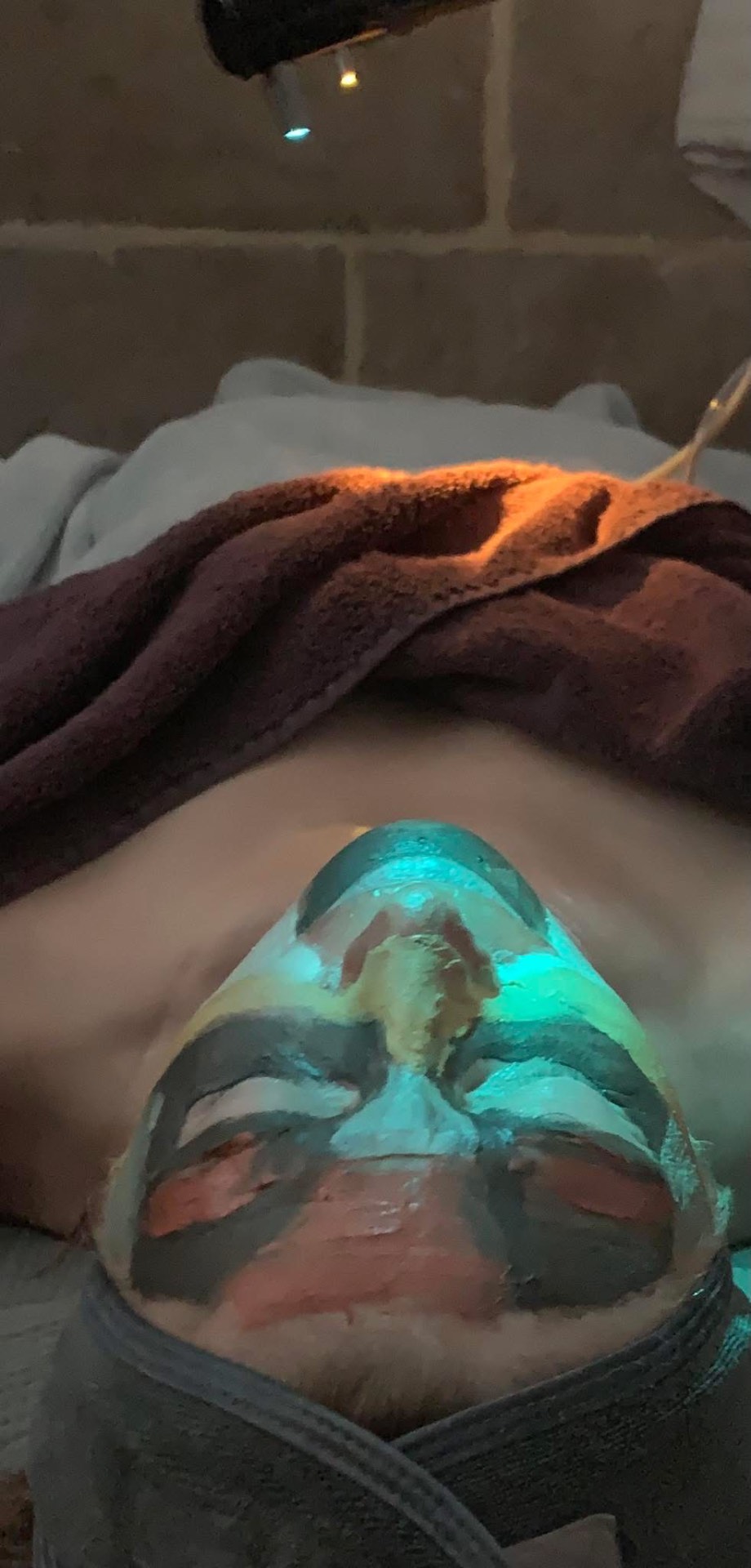 Masque visage chromothérapie turquoise